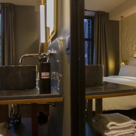 Отель Letoh Letoh Сан-Себастьян